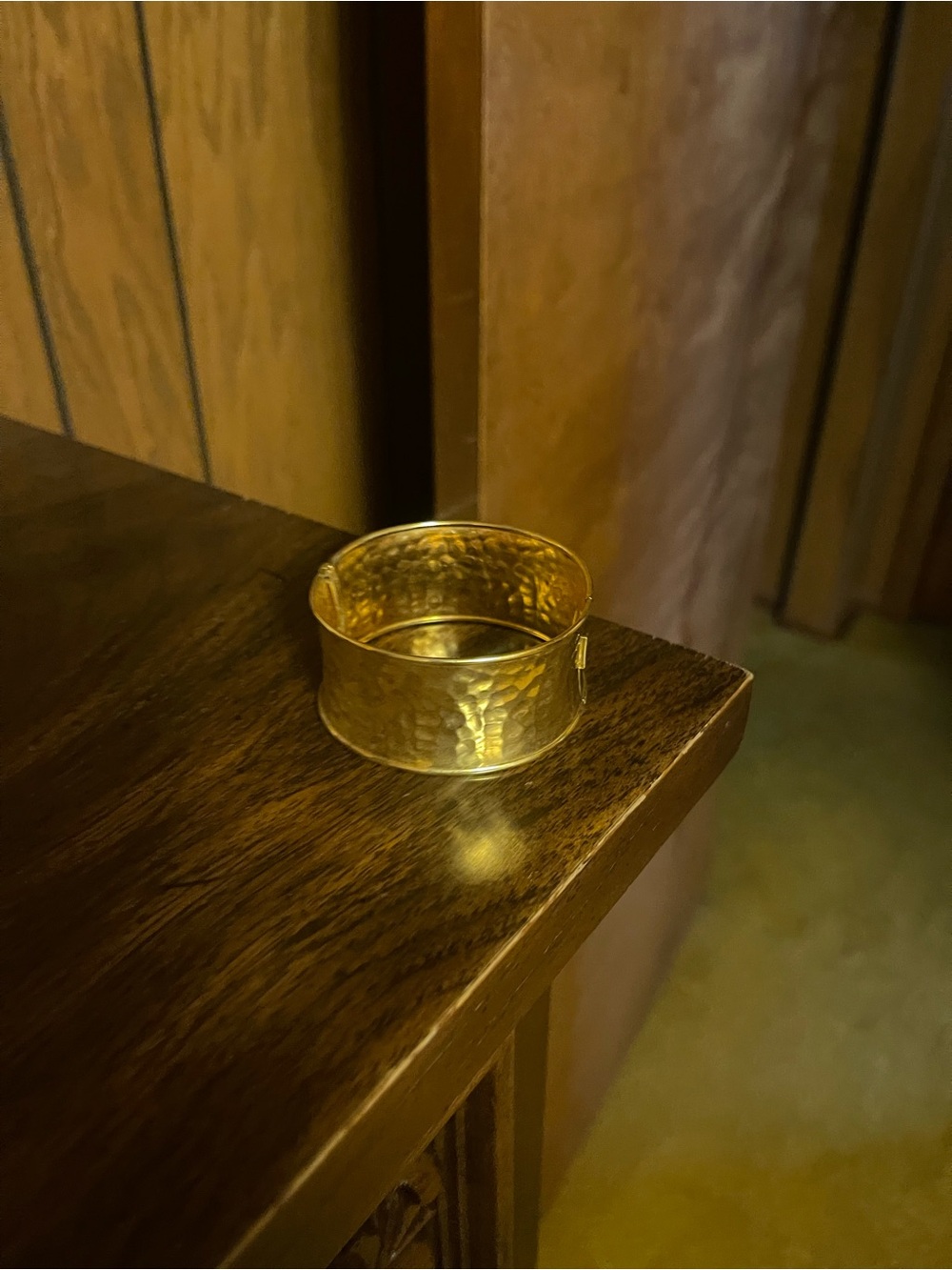 hammered Band Rigid Bracelet from the Italian jewelry brand Etrusca Gioielli.